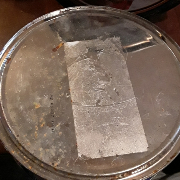 Christmas Tin  Cans (  2 ) - Picture 3 of 8